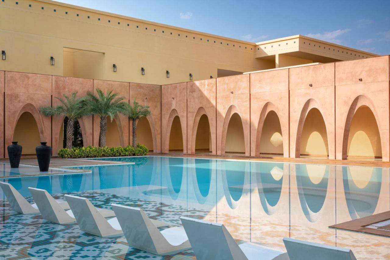 Time Square Resort & Spa Bhudzs Kültér fotó