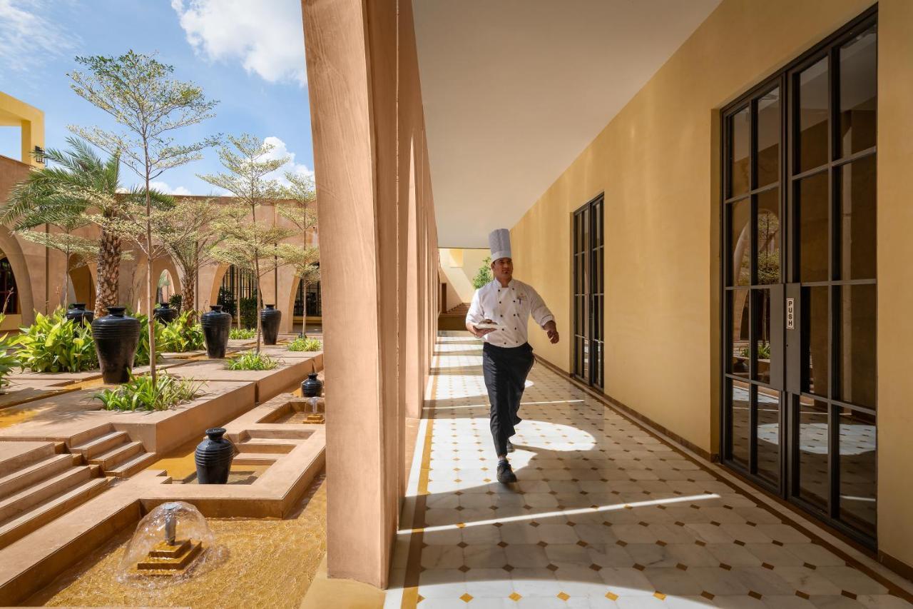 Time Square Resort & Spa Bhudzs Kültér fotó