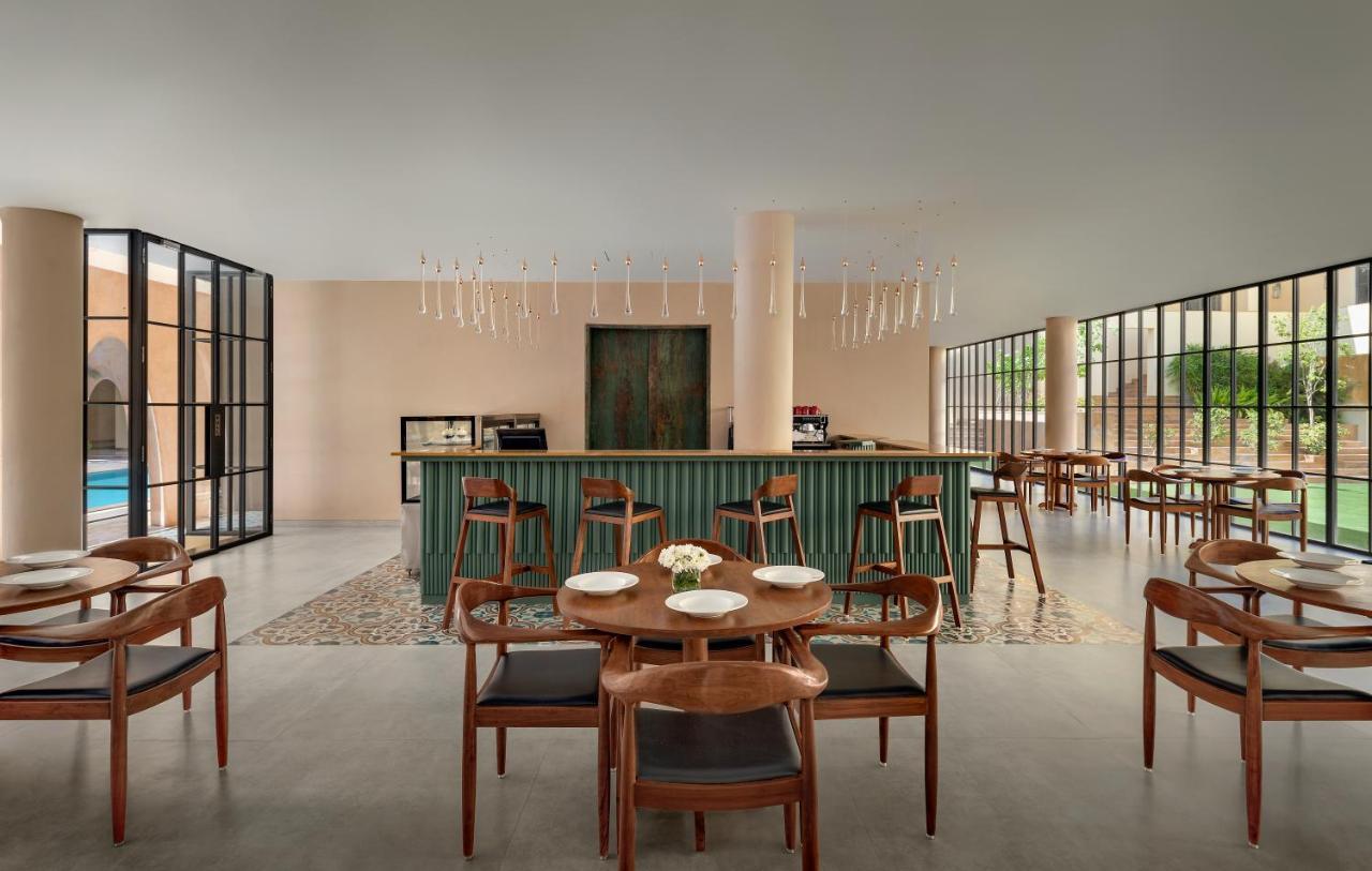 Time Square Resort & Spa Bhudzs Kültér fotó